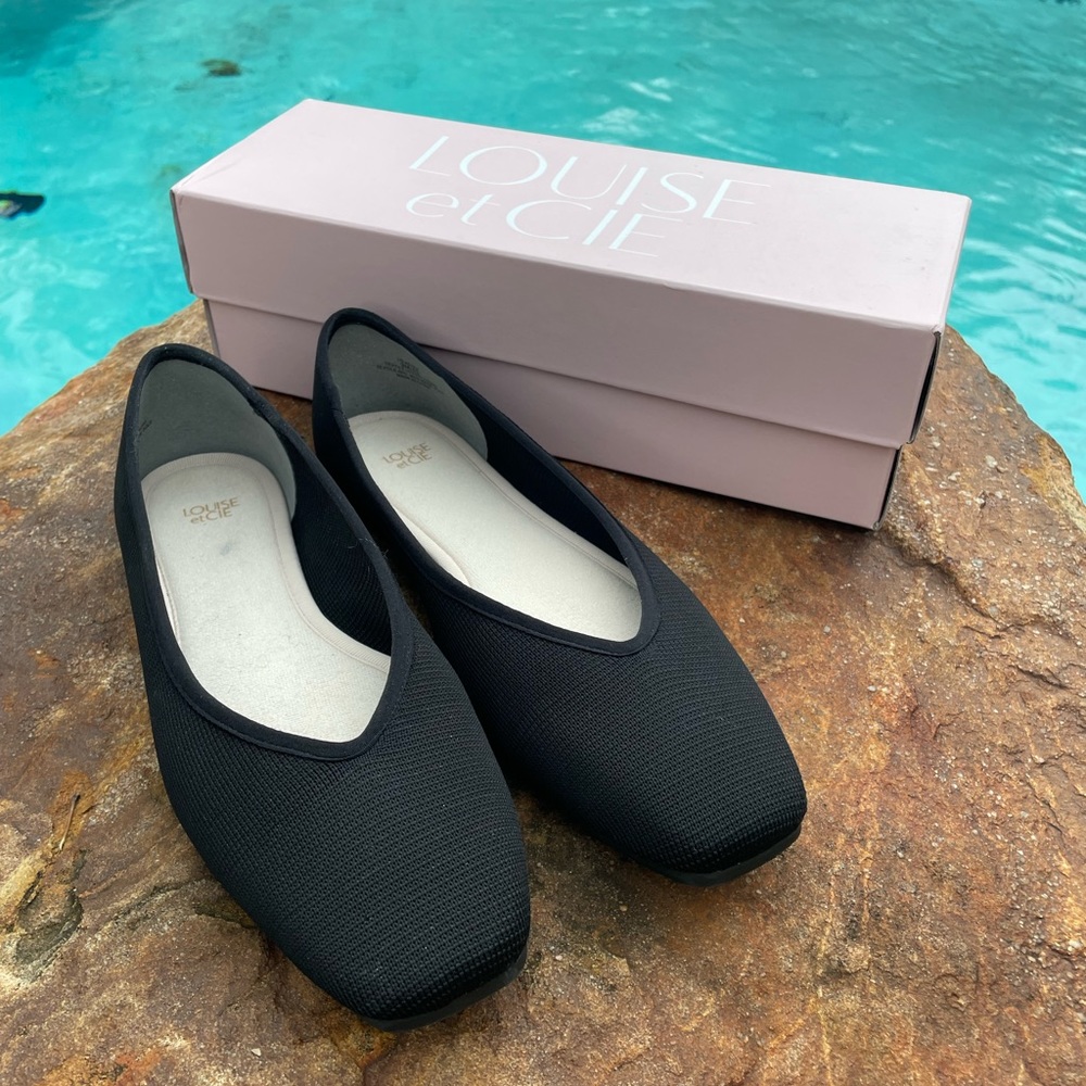 EUC Louise et Cie “Alyah” Washable Knit Square Toe Flat